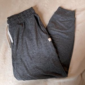 Vuori Performance Joggers